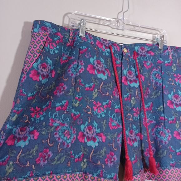 Sundance Linen Blend Kalini Shorts i.n Blue Floral Size XXL - Picture 4 of 7